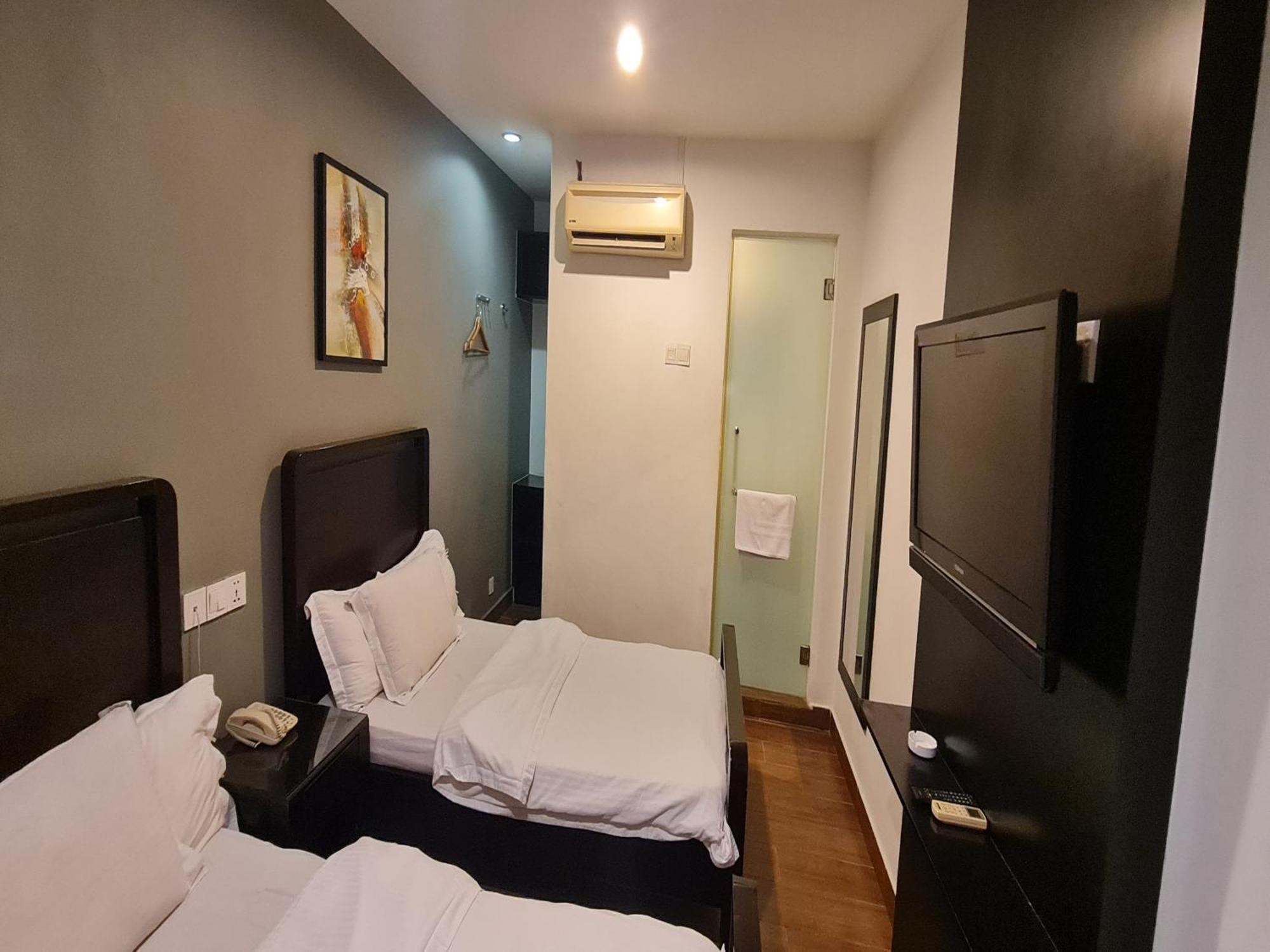 Hotel O Crossroads Hotel Kuala Lumpur Exterior foto